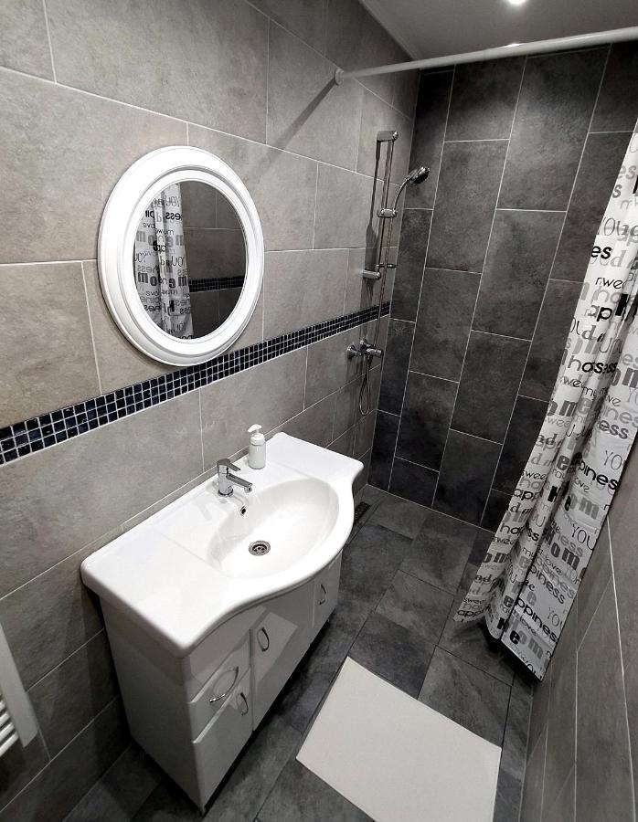 Emmabella Apartmanok Еґер Екстер'єр фото